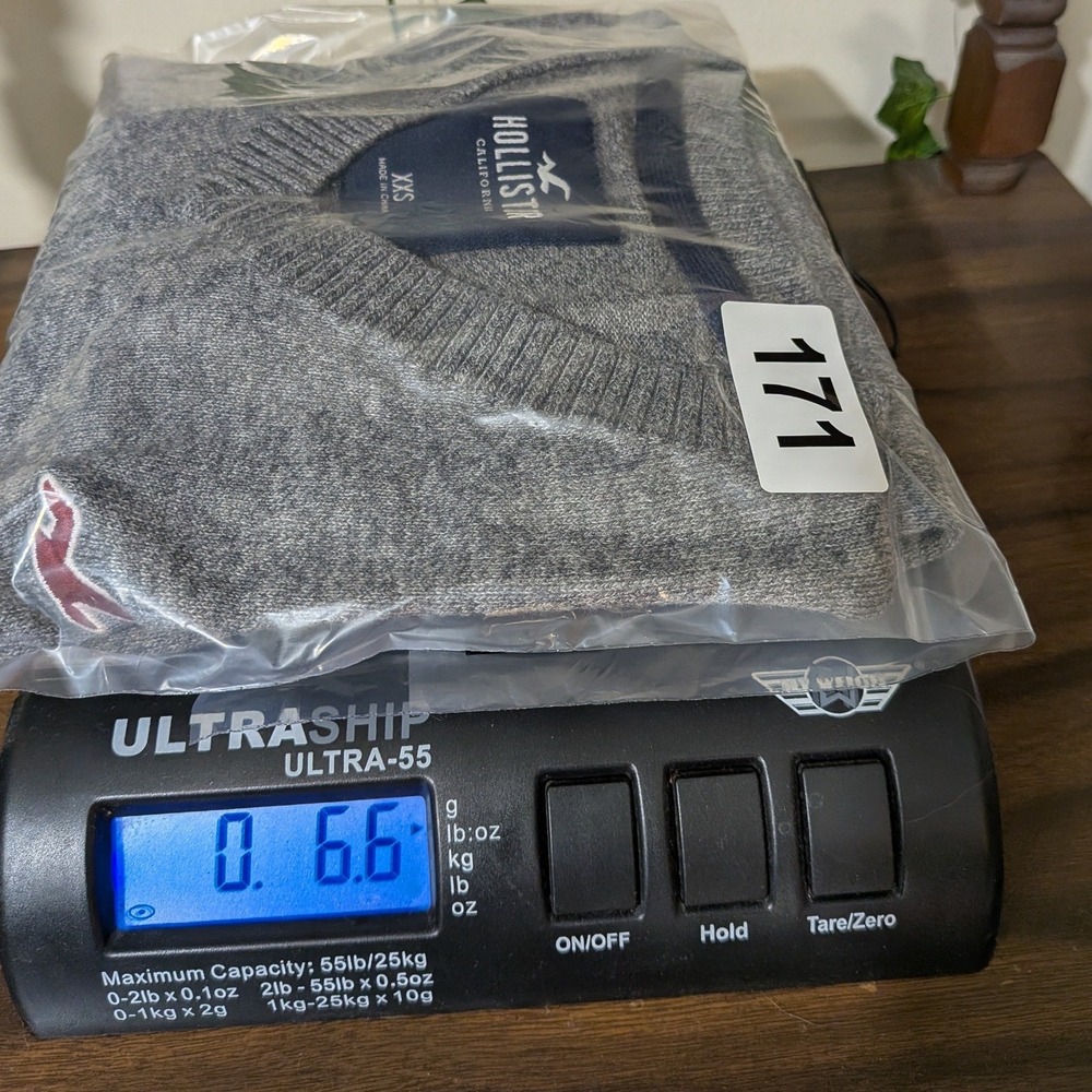 Hollister Sweater Men XXS Gray V-neck Lightweight Casual Preppy Tween Boy 14 EUC - Picture 10 of 10